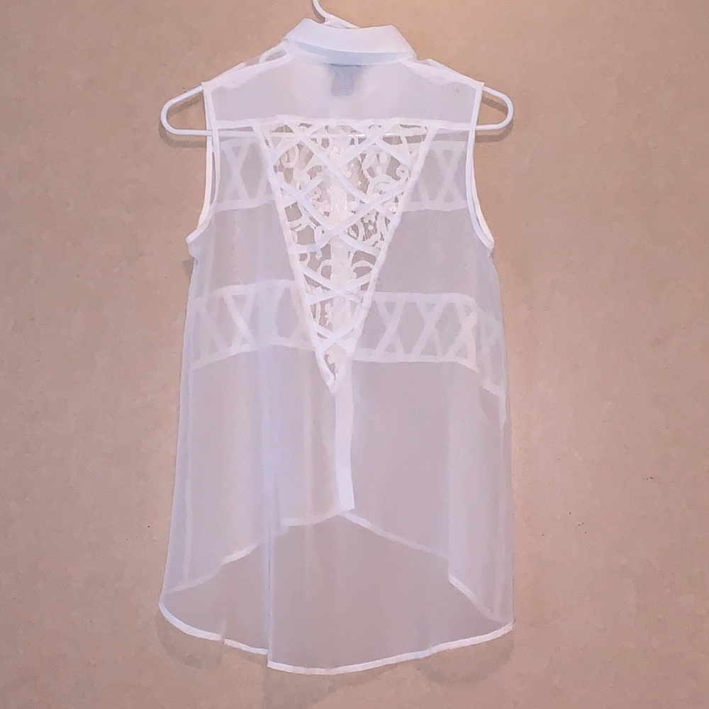 Rue21 Sleeveless Sheer Button Down Top - Picture 2 of 5